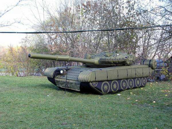 陆地军事假目标坦克